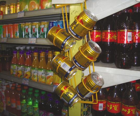 喝功能性饮料可提神抗疲劳,但应当适度