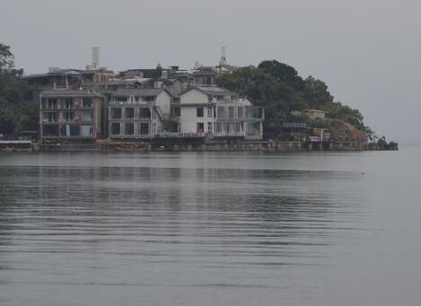 大理洱海核心区2415户餐饮客栈经营户被暂停经营