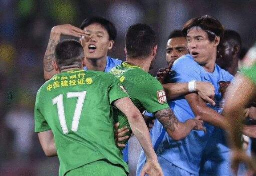 苏媒:李昂手势没歧视意味伊尔马兹主动寻衅滋事