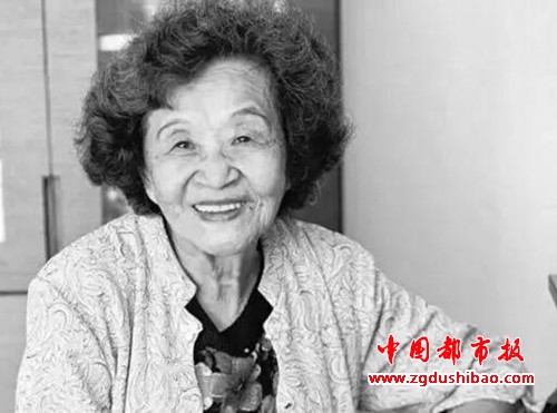 钢琴家巫漪丽